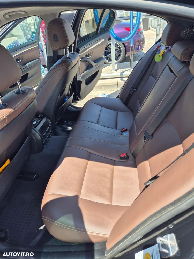 BMW Seria 5 525d Aut. Modern Line - 15