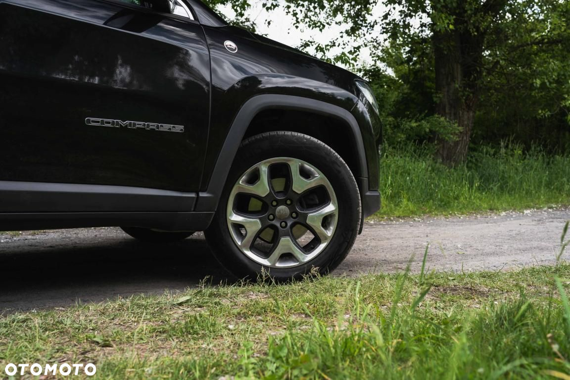Jeep Compass - 10