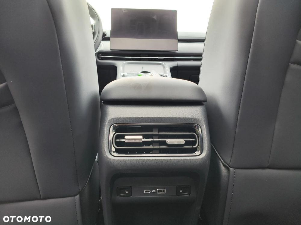 Geely Starray EM-i 1.5 PHEV Max - 29