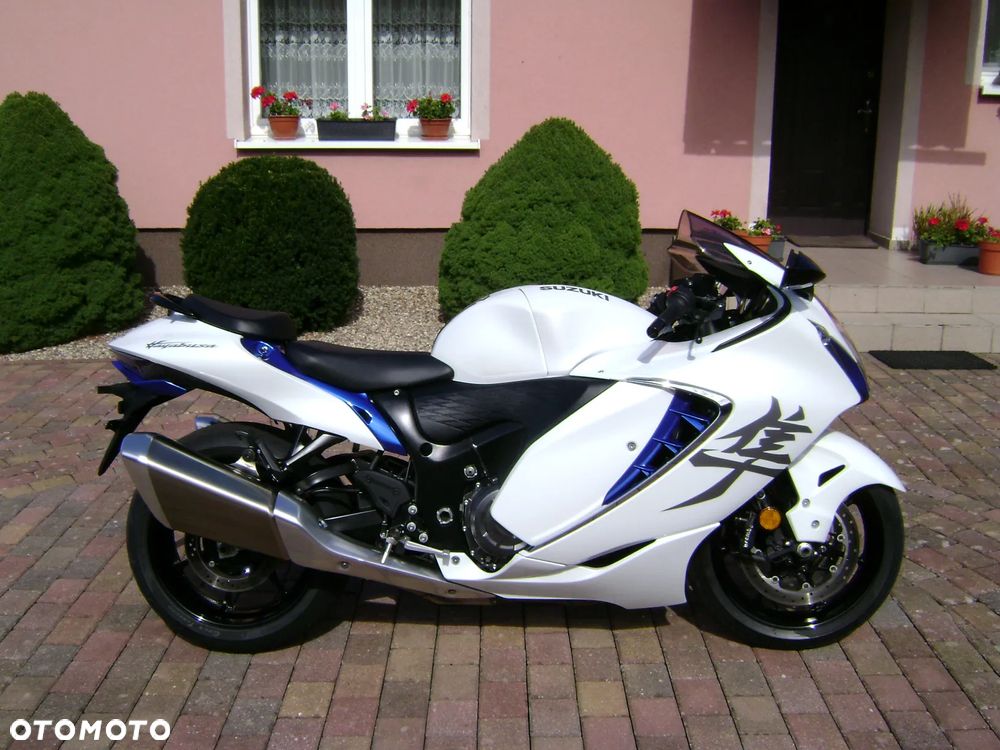 Suzuki Hayabusa - 1
