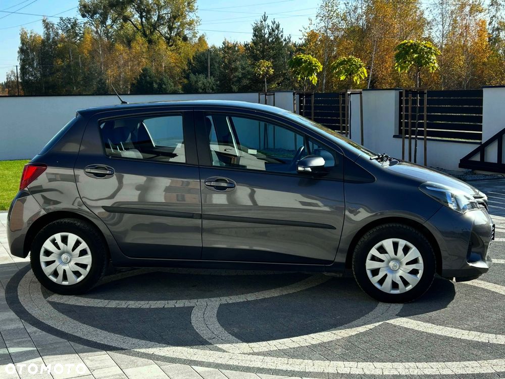 Toyota Yaris - 4