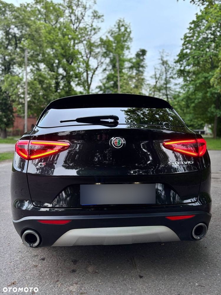 Alfa Romeo Stelvio 2.0 Turbo Q4 - 23