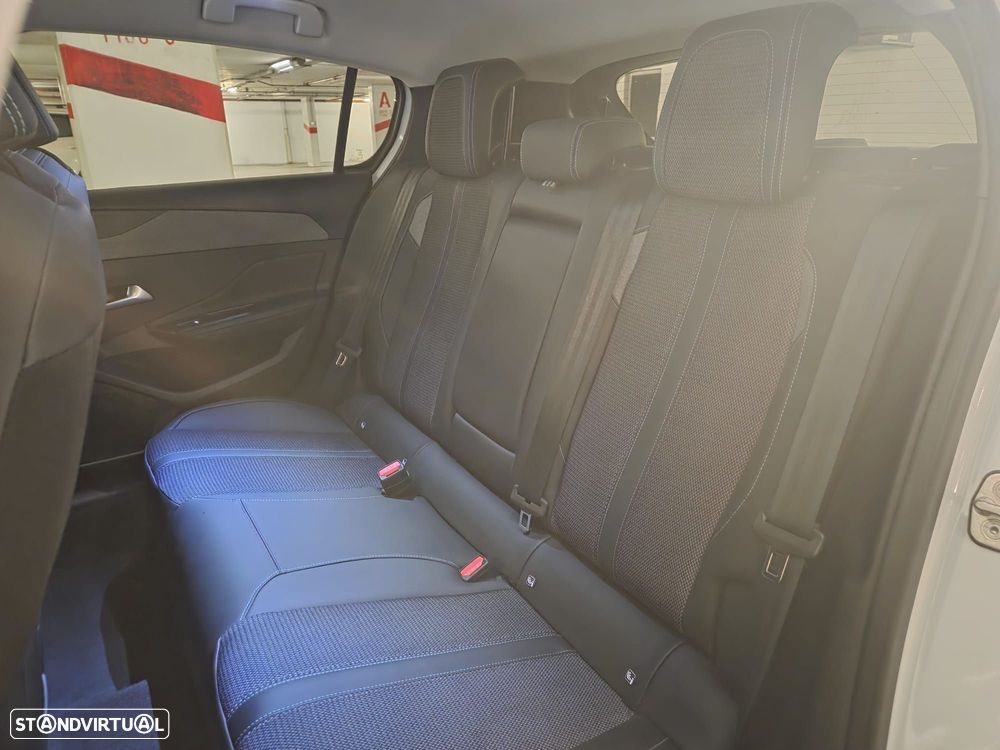 Peugeot 308 1.5 BlueHDi Allure Pack EAT8 - 13