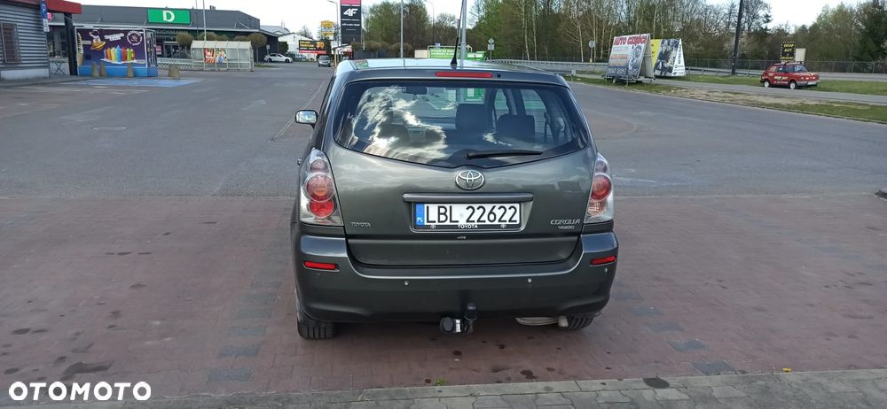 Toyota Corolla Verso 1.8 Terra 7os - 3