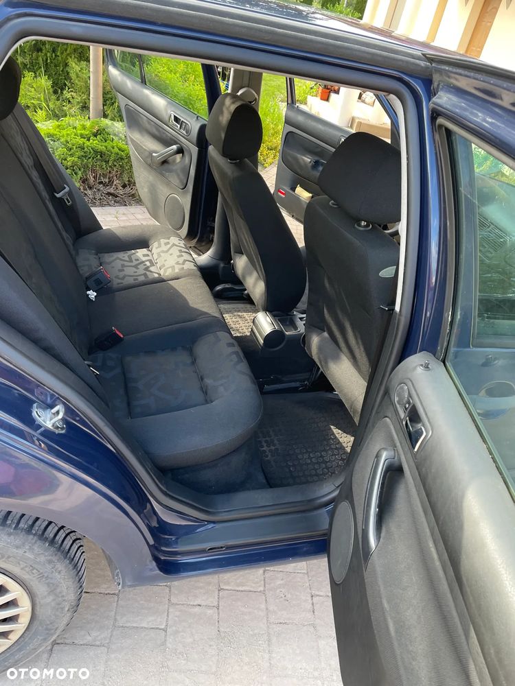 Volkswagen Golf 1.9 TDI Comfortline - 19