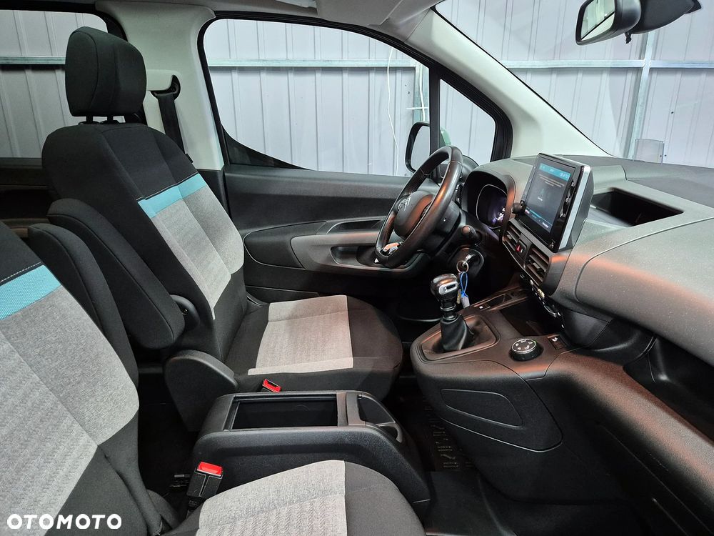 Citroën Berlingo M BlueHDi 130 SHINE - 23