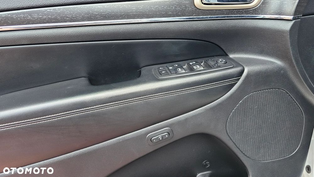 Jeep Grand Cherokee 3.6 V6 Limited - 31
