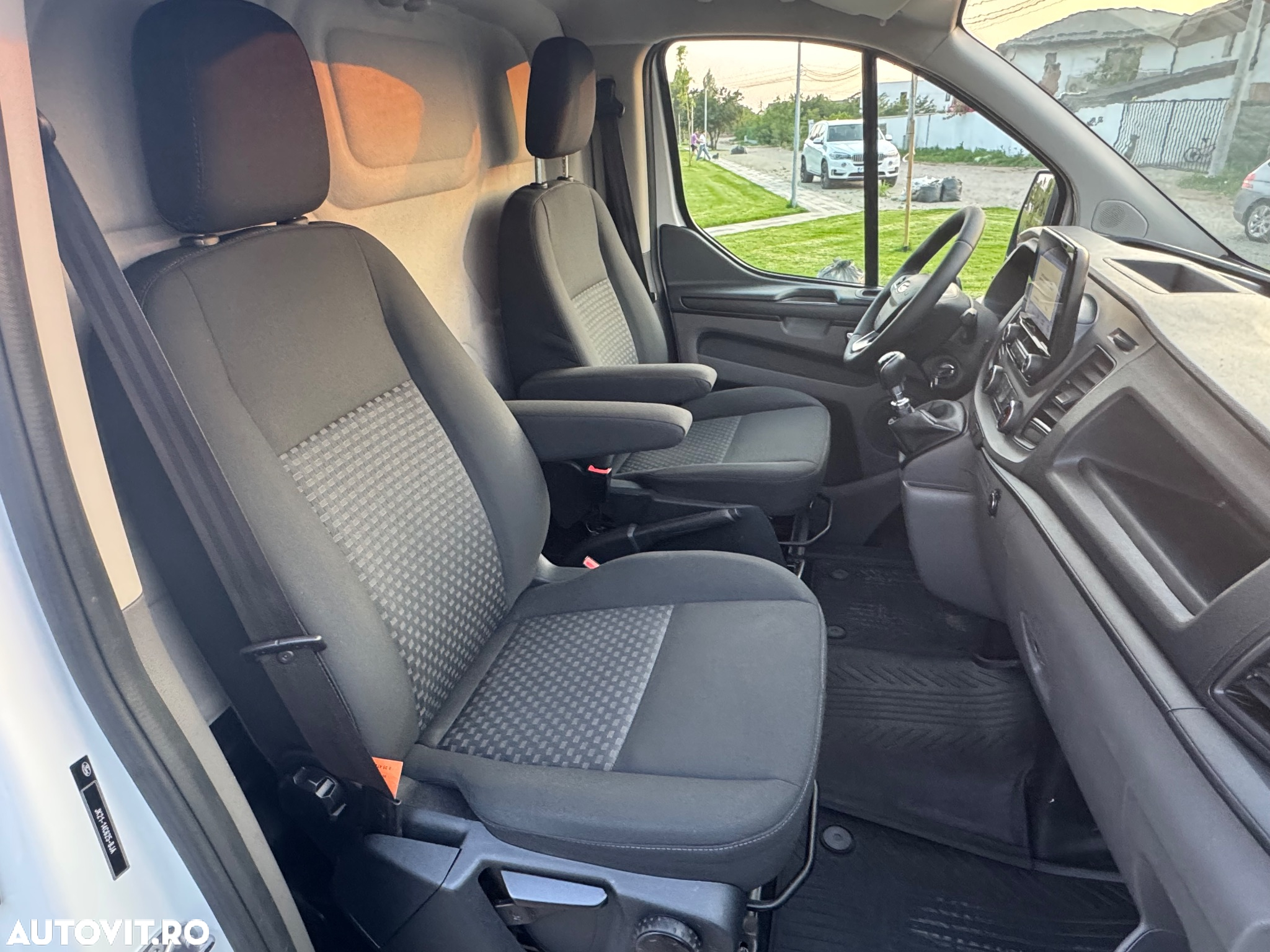 Ford Transit Custom L2-H1 - 8