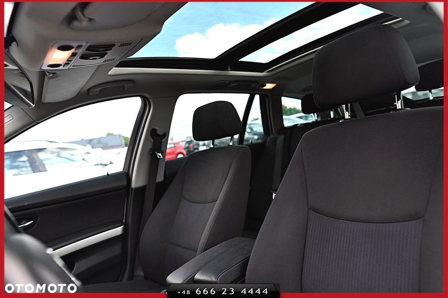 BMW Seria 3 320d DPF Efficient Dynamics Edition Edition Exclusive - 14
