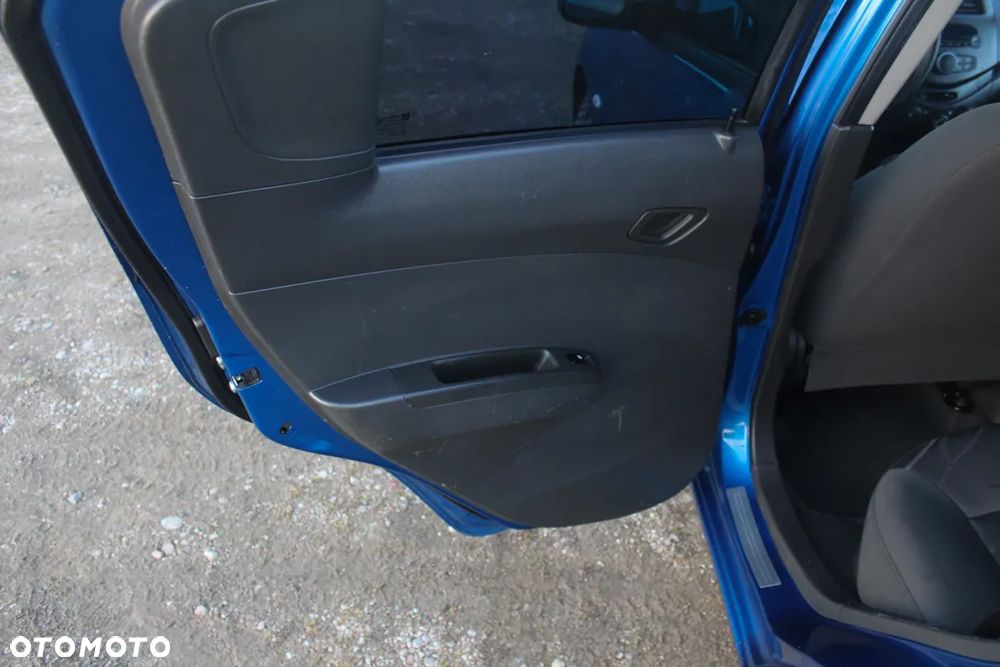Chevrolet Spark 1.2 LT - 17