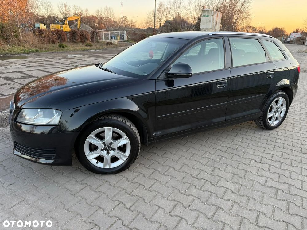 Audi A3 Sportback - 18