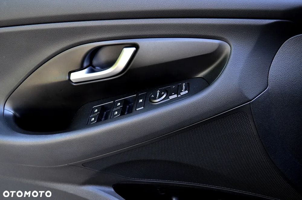 Hyundai i30 1.5 T-GDI 48V-Hybrid Prime - 18