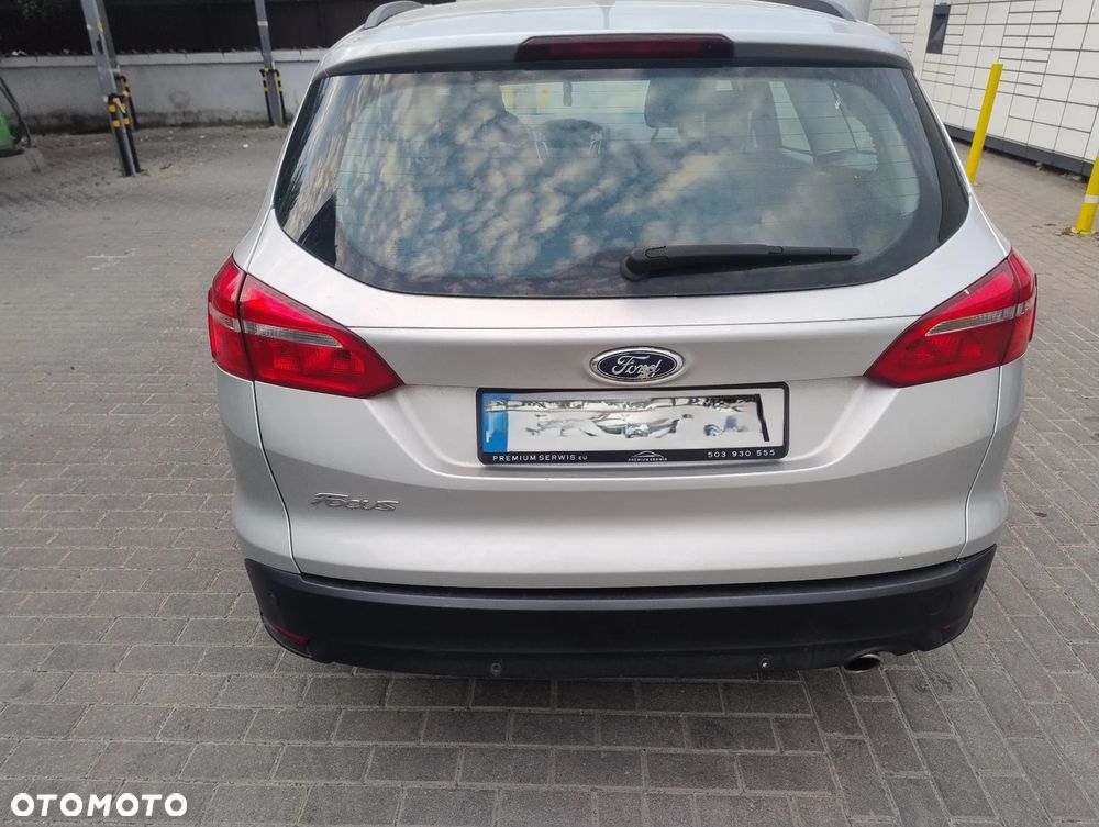 Ford Focus 2.0 TDCi Titanium ASS - 9