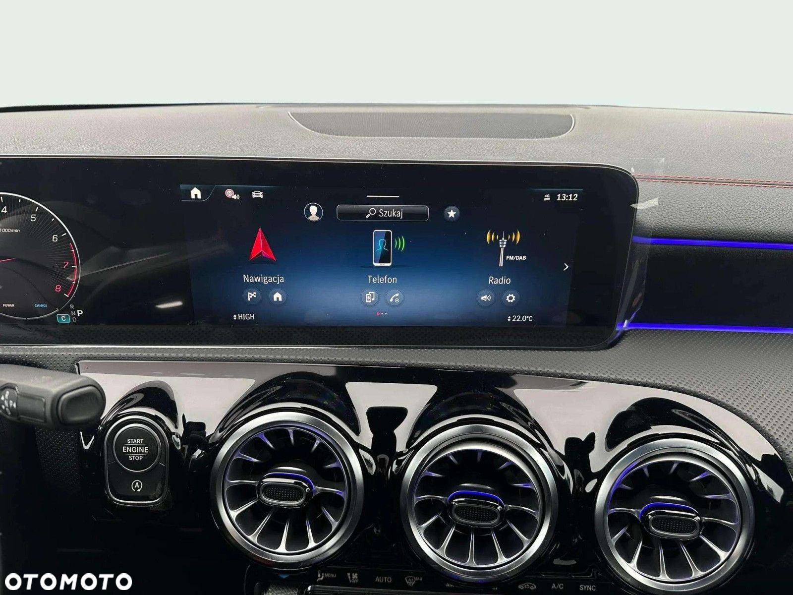 Mercedes-Benz CLA - 8