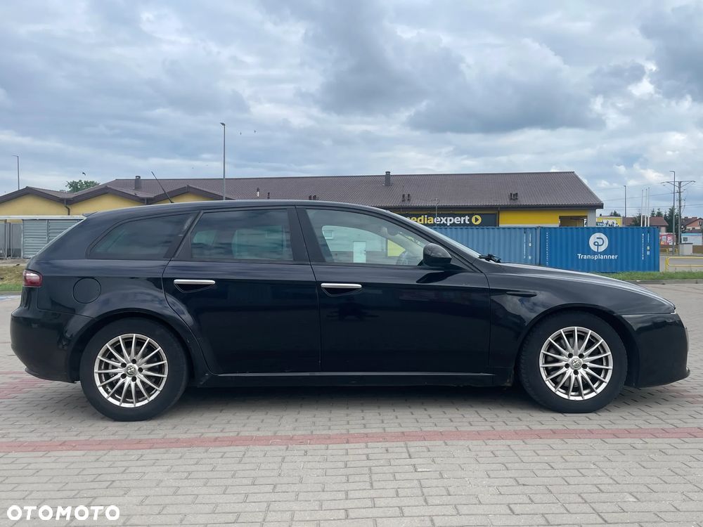 Alfa Romeo 159 - 10