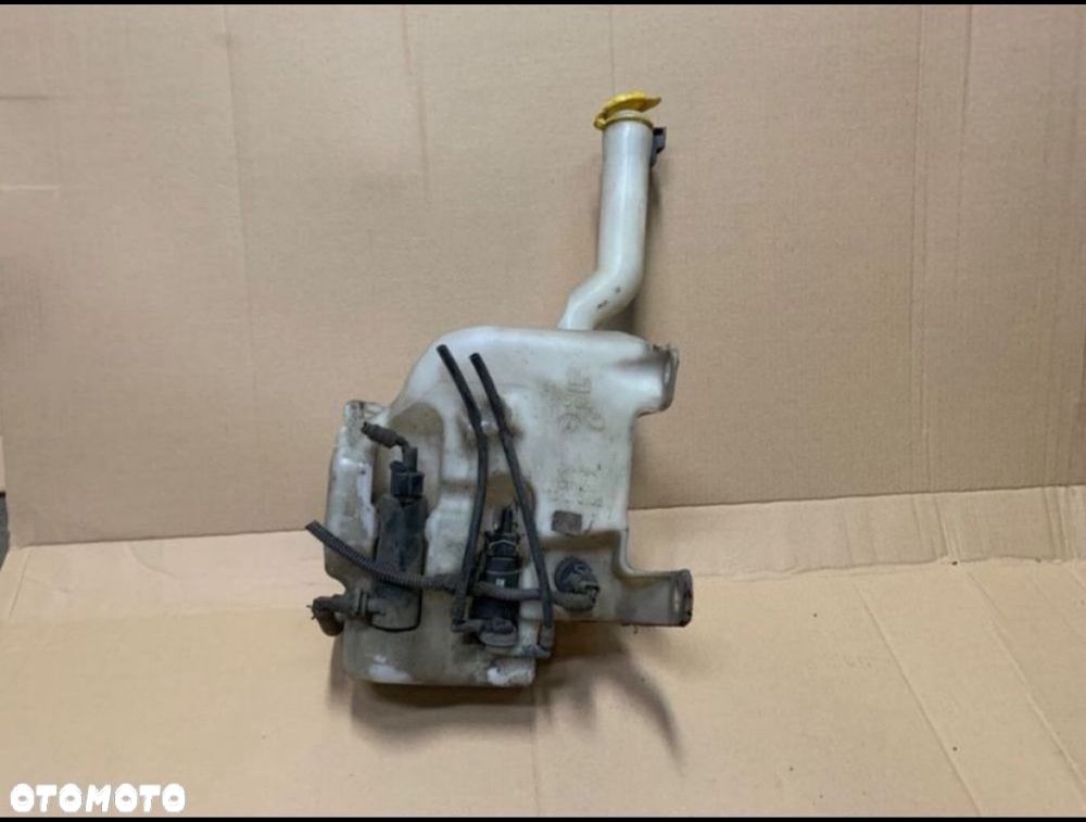 551020308 zbiorniczek pompka spryskiwaczy opel Vectra c signum - 1