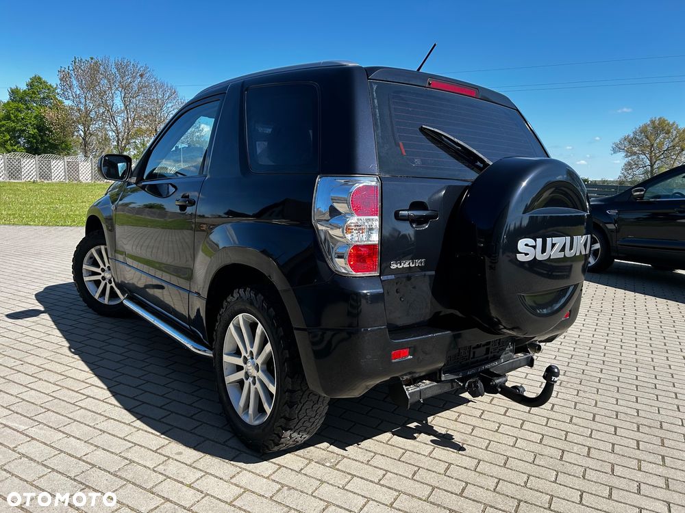 Suzuki Grand Vitara 1.6 De luxe - 4