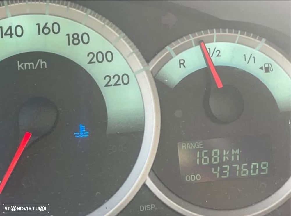 Toyota Corolla Verso 2.0 D-4D - 4