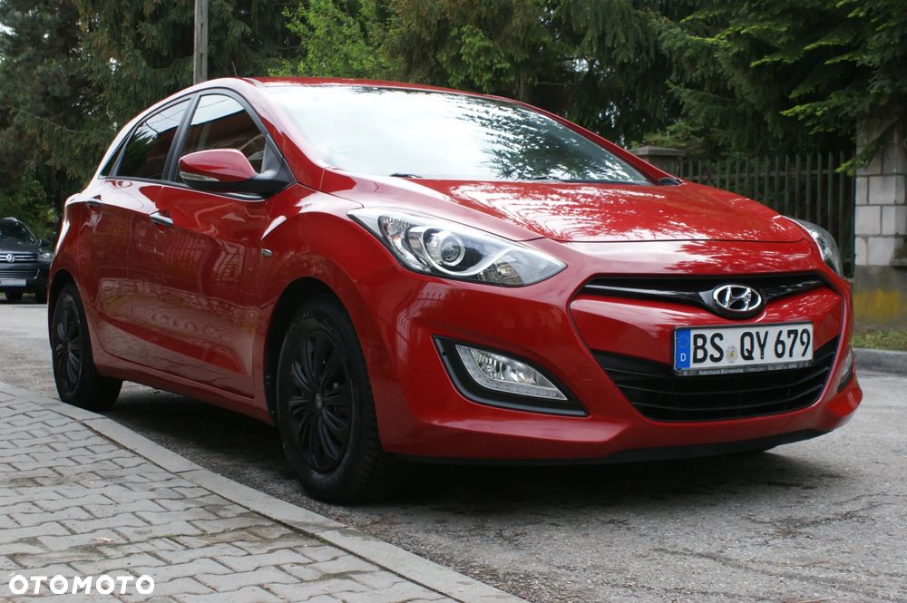 Hyundai i30 1.4 Intro Edition - 3