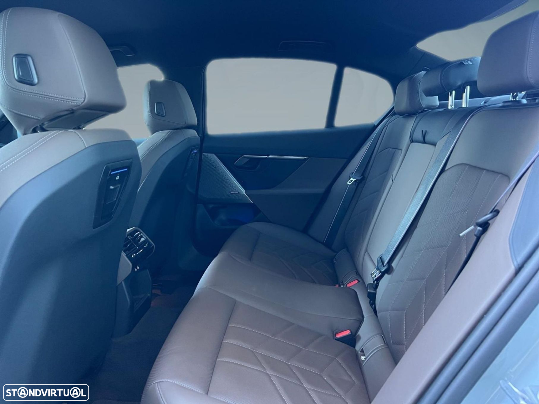 BMW i5 eDrive40 Pack Desportivo M Pro - 19