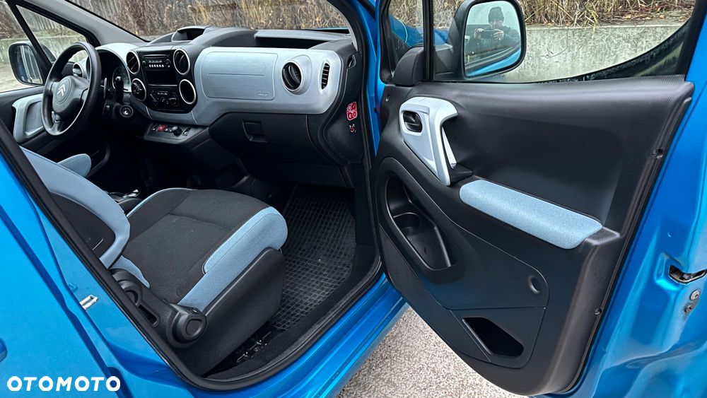 Citroën Berlingo Multispace e-HDi 90 FAP EGS6 Exclusive - 19