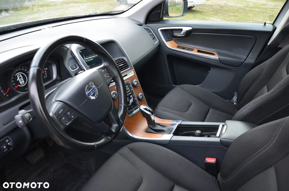 Volvo XC 60 D3 Geartronic Kinetic - 22