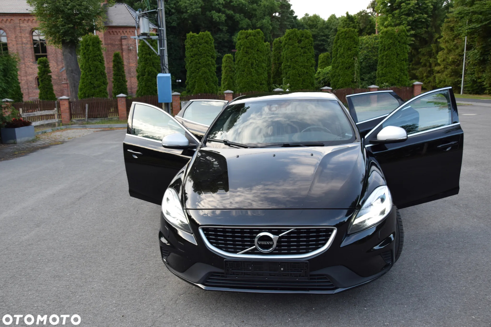 Volvo V40 D2 Drive-E SCR R-Design Momentum - 23