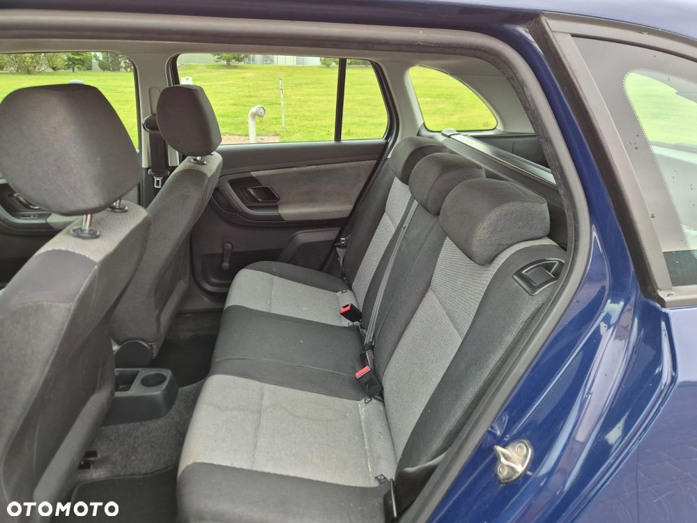 Skoda Fabia - 10