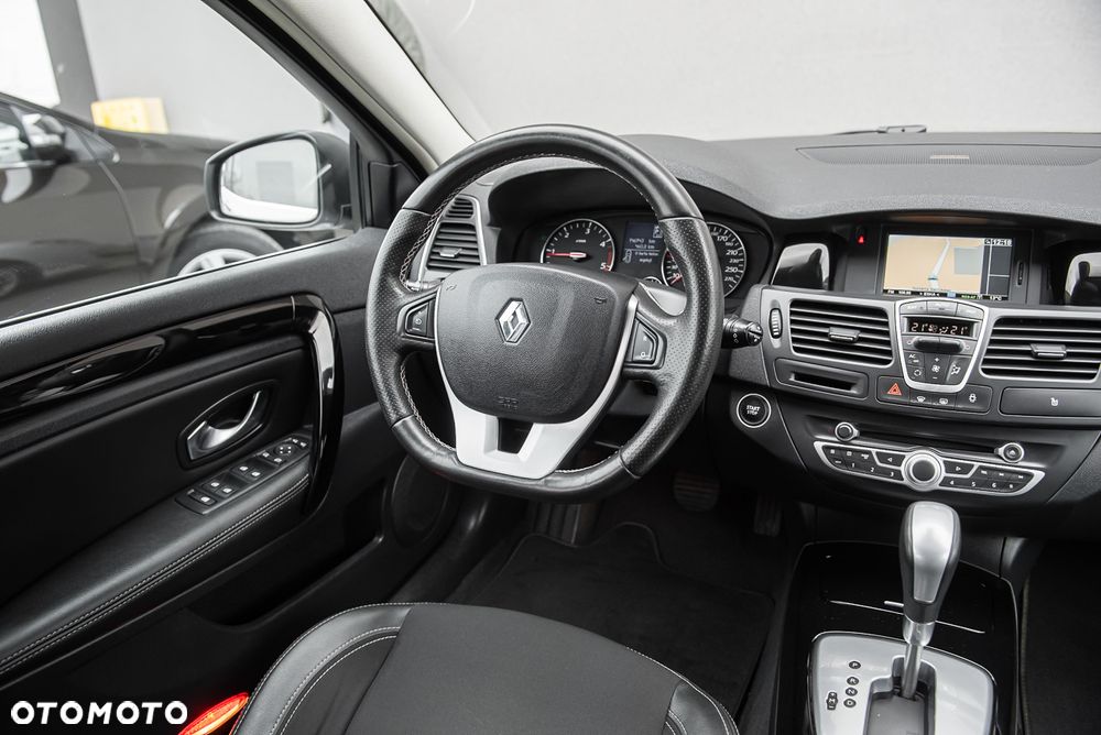 Renault Laguna 2.0 dCi Bose Edition - 18
