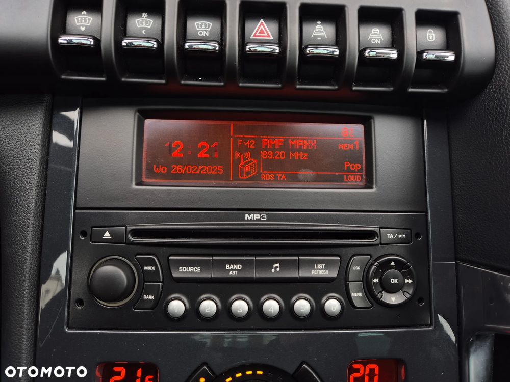 Peugeot 3008 1.6 Style - 11