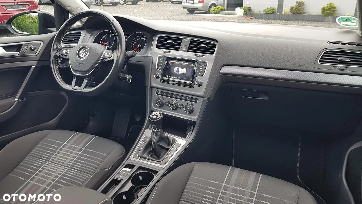 Volkswagen Golf Variant 2.0 TDI BlueMotion Technology Lounge - 22