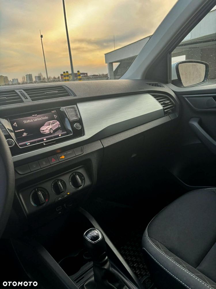 Skoda Fabia 1.0 Ambition - 32