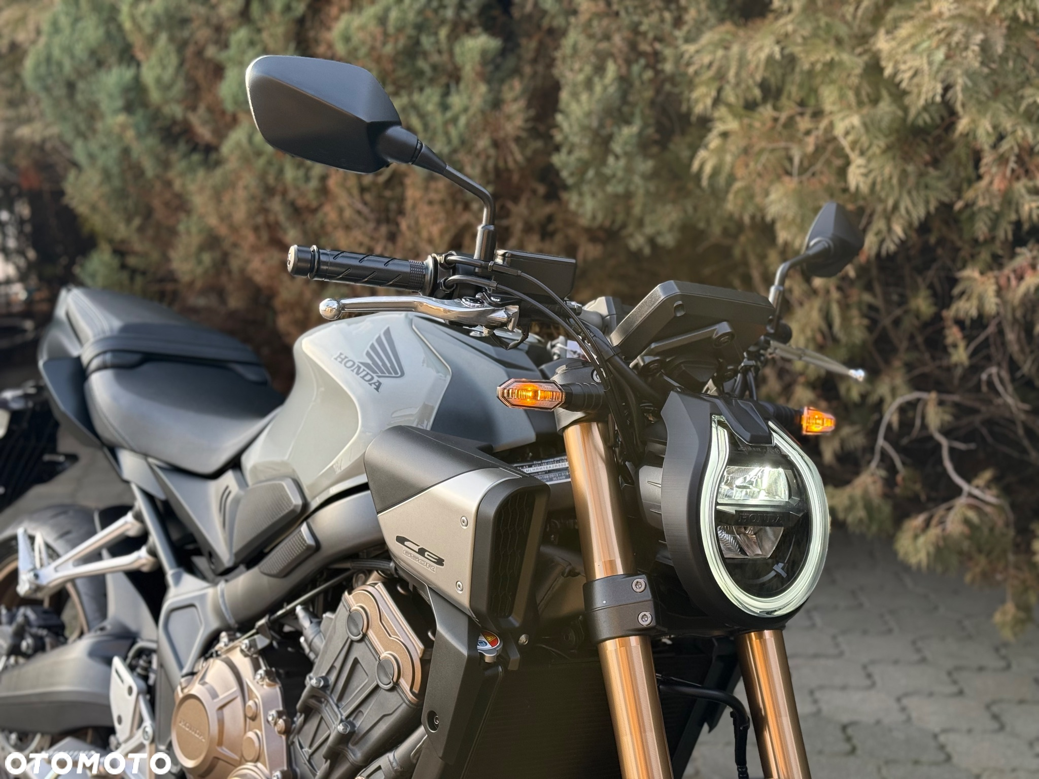 Honda CB - 9