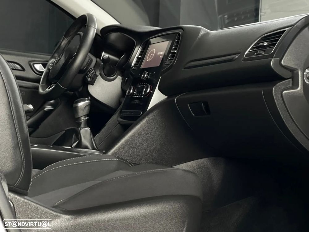 Renault Mégane Sport Tourer - 4