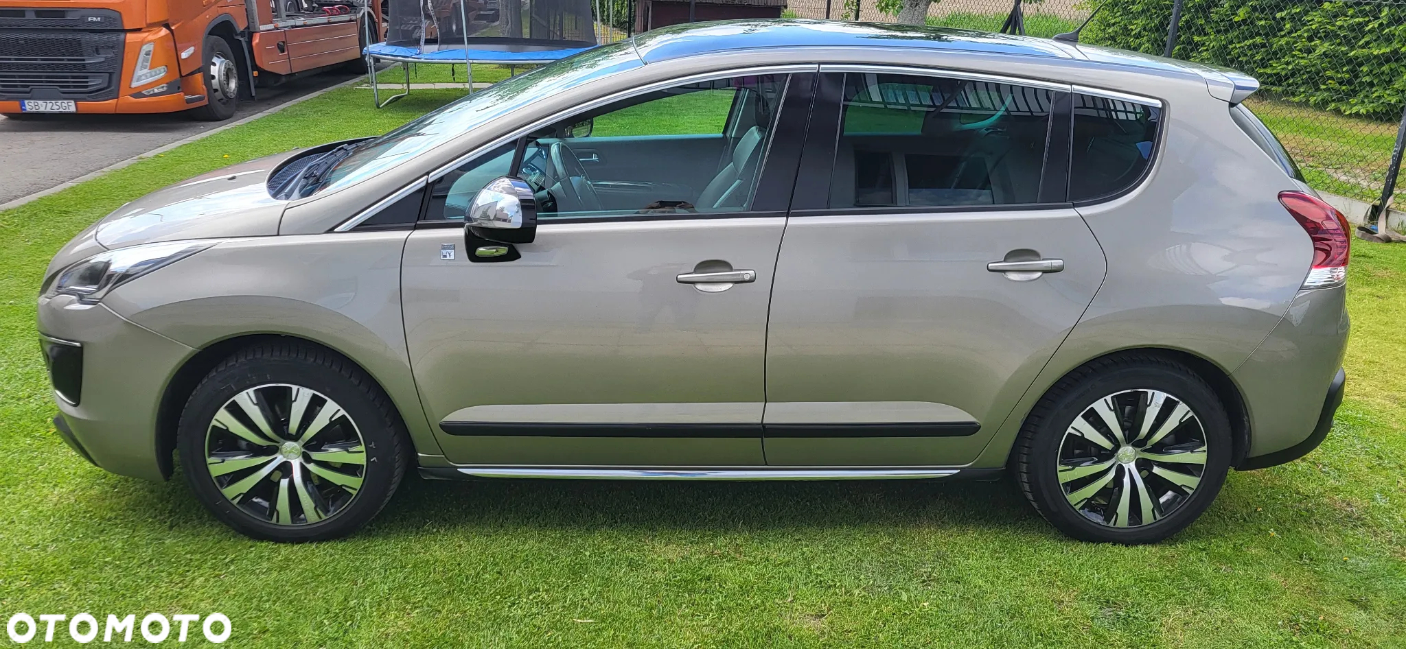 Peugeot 3008 2.0 HDi HYbrid4 - 2