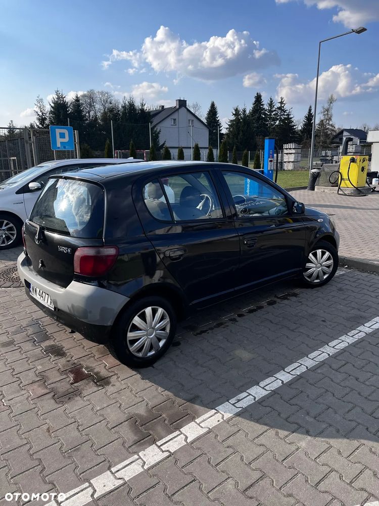 Toyota Yaris 1.0 Terra - 6