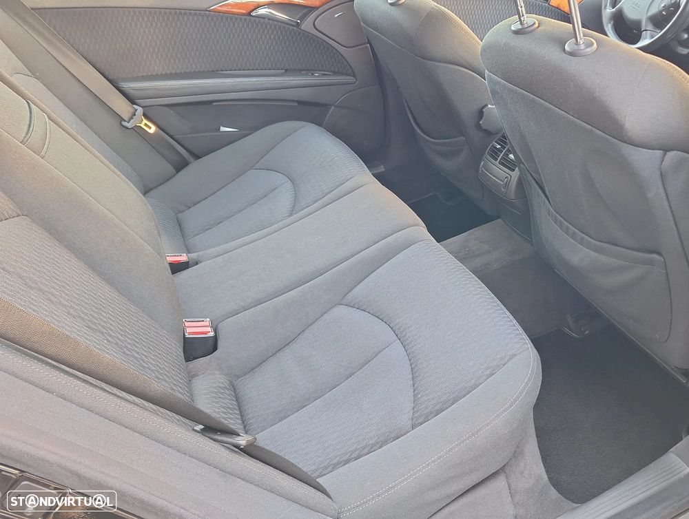 Mercedes-Benz E 220 CDI Elegance - 6