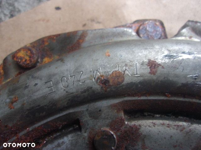 Dwumasa Tarcza Docisk 2.0 TDI 03G141025H VW - 3