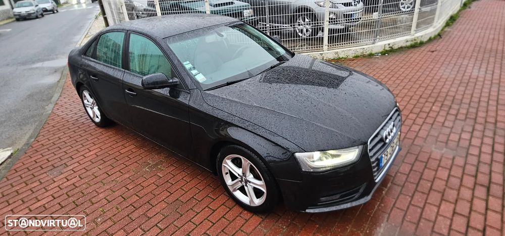 Audi A4 2.0 TDI Business Line Sport - 20
