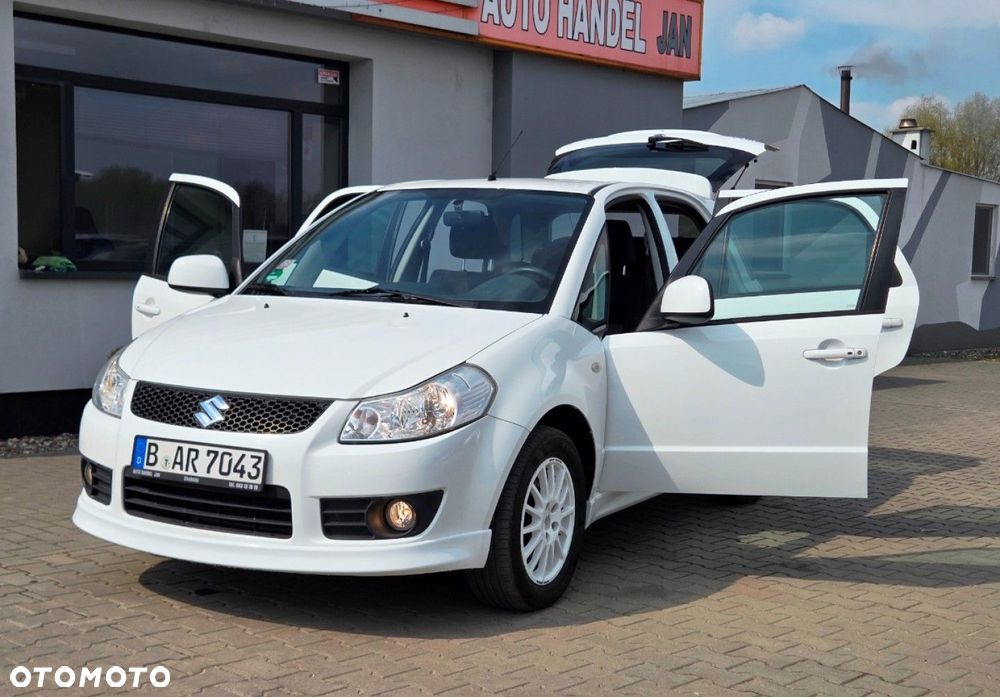 Suzuki SX4 - 5