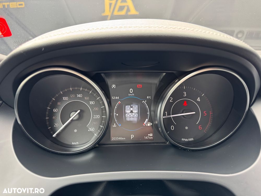 Jaguar E-Pace D150 AWD Aut. R-Dynamic S - 18