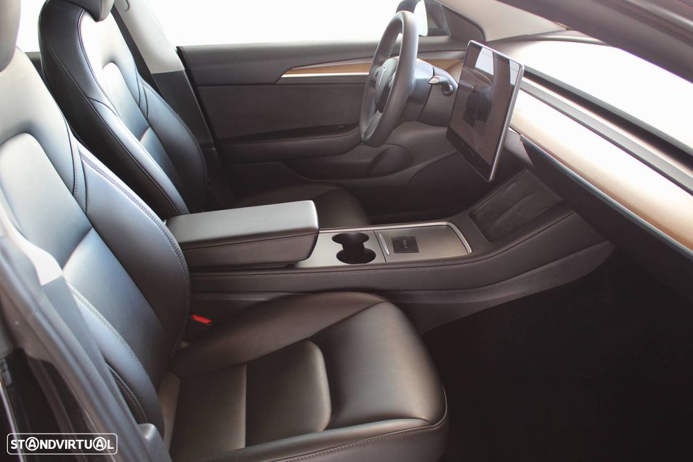 Tesla Model 3 Standard RWD - 9