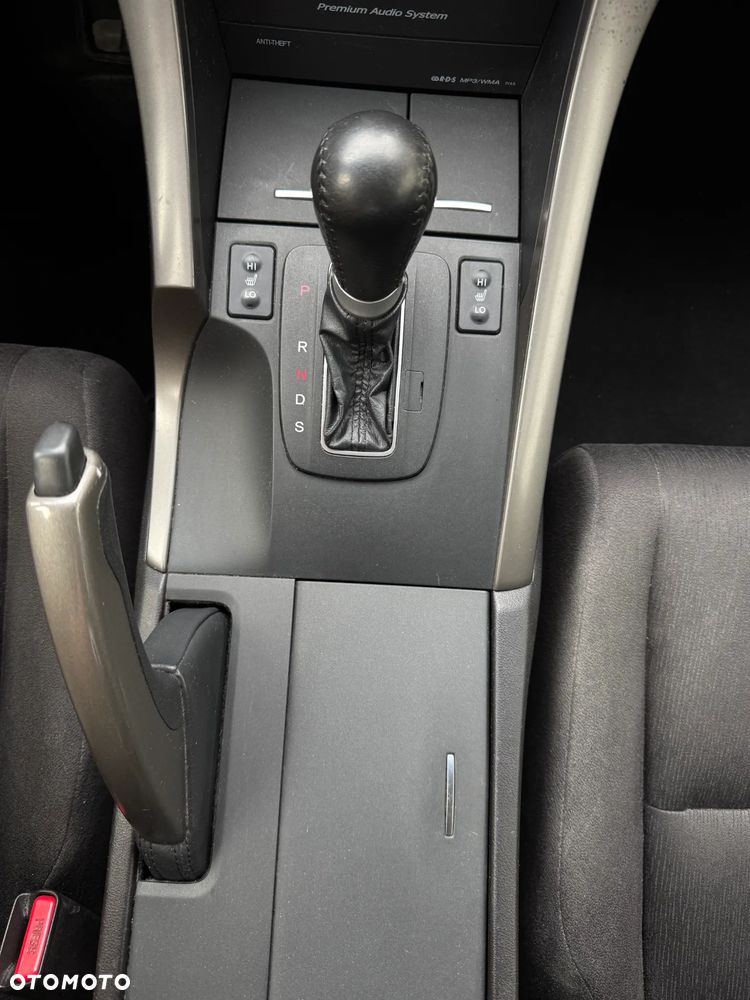 Honda Accord 2.0 Elegance Nav - 17