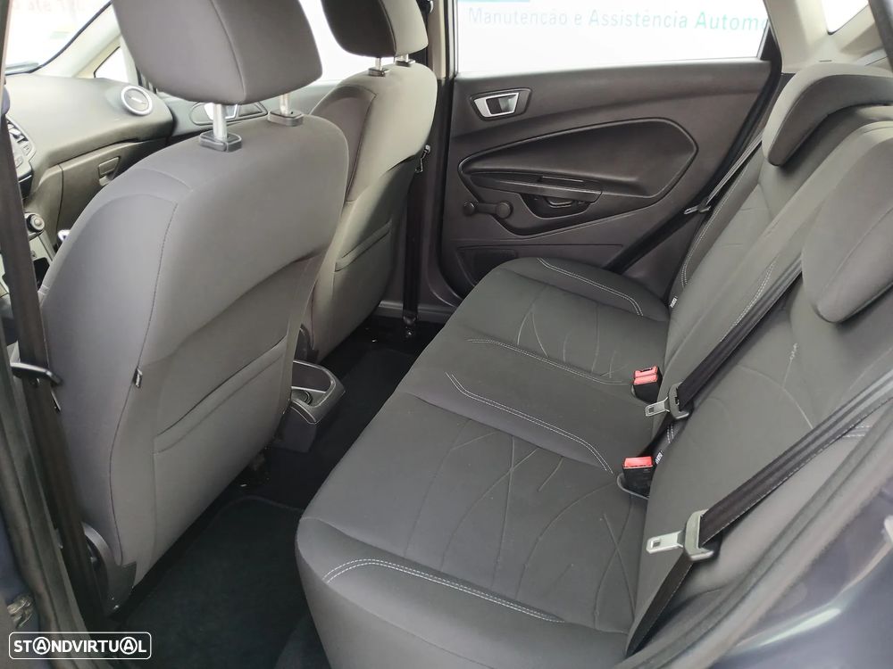 Ford Fiesta 1.5 TDCi Trend - 18