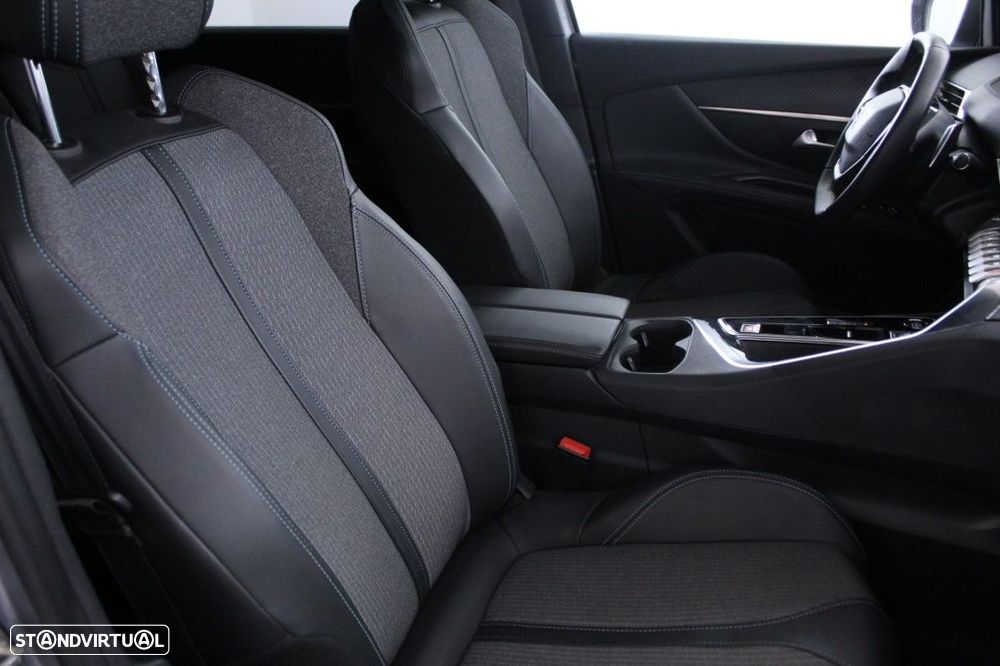 Peugeot 5008 1.5 BlueHDi Allure Pack EAT8 - 14