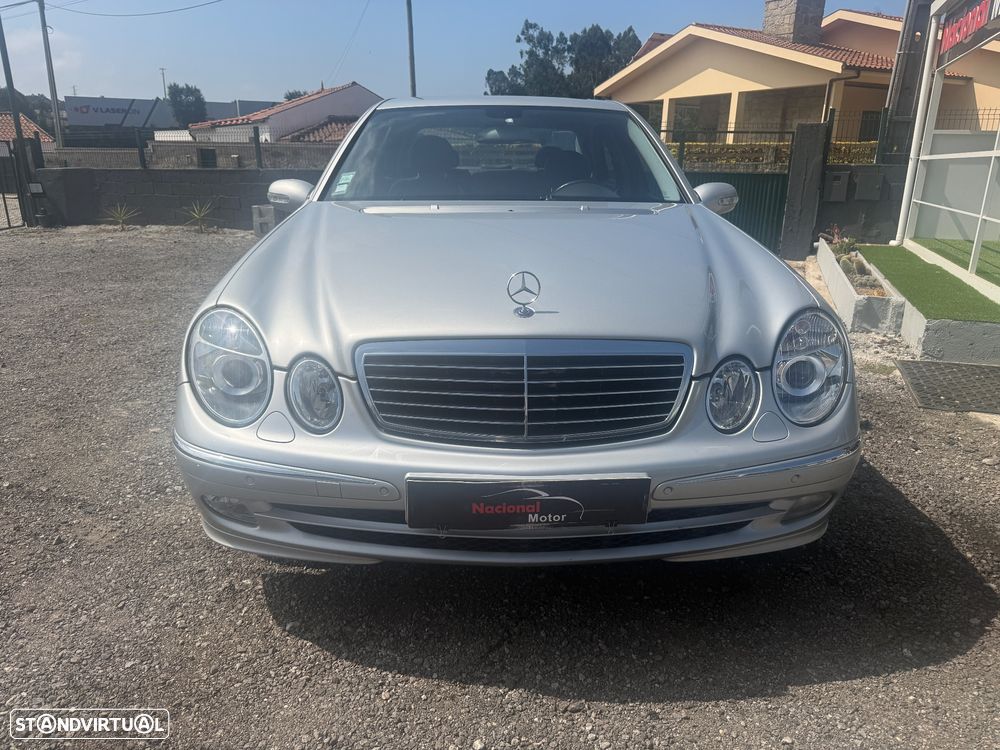 Mercedes-Benz E 220 CDI Auto Avantgarde - 4