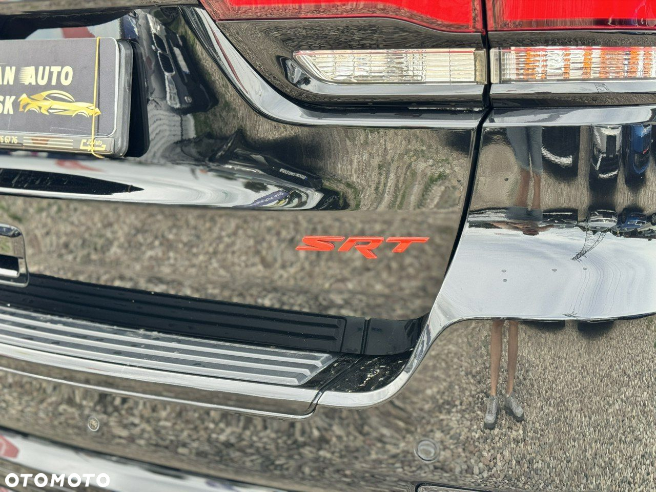 Jeep Grand Cherokee - 13