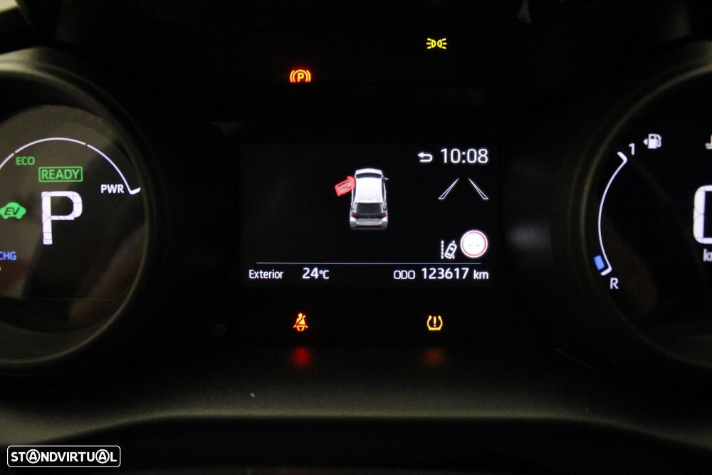 Toyota Yaris 1.5 HDF Exclusive - 32