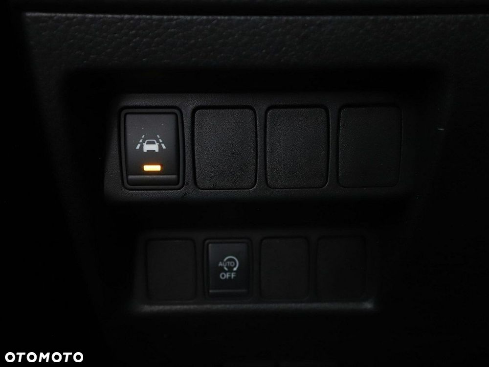 Nissan Qashqai 1.6 DIG-T Tekna - 33