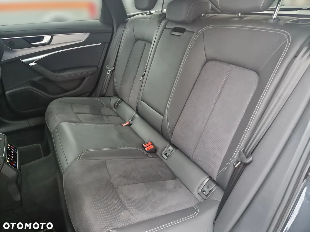 Audi A6 Avant - 16